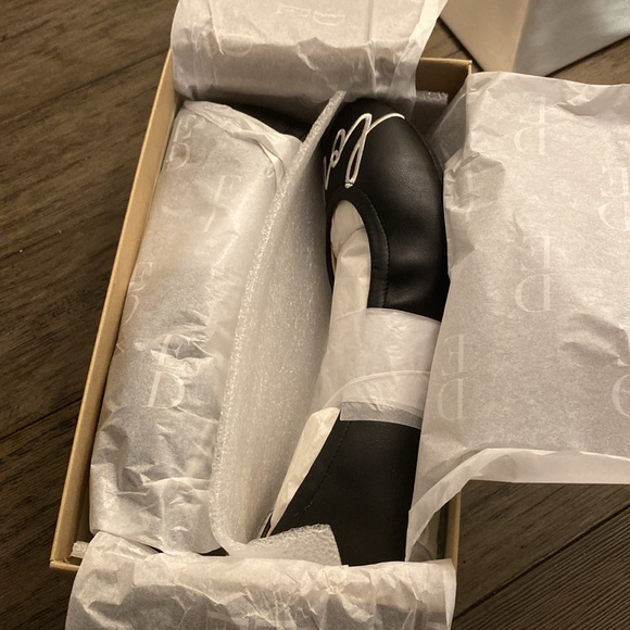 NIB [Ellen Degeneres] EG: 'Love' Langlee Ballet Flats in Black Big Girls Sz 4.5 - Picture 6 of 11